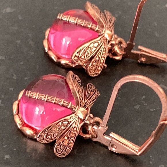 Men’s Pink Dragonfly Earrings. Vintage Style Iced Out, Unisex - Picture 4 of 10